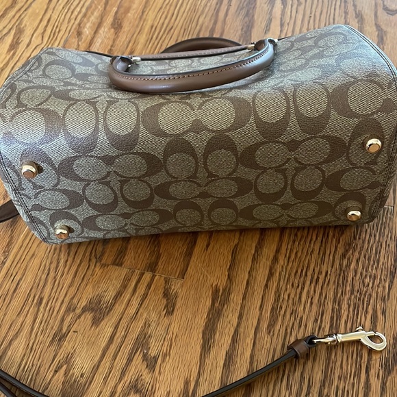 Coach bag, crossbody strap in perfect never used condition! - Picture 4 of 4